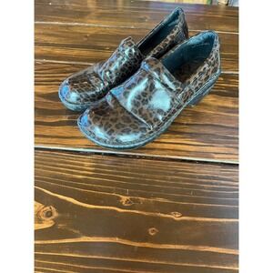 B.O.C Shoes, Women's Size 10, Brown Black, Cheetah Print, Slip On